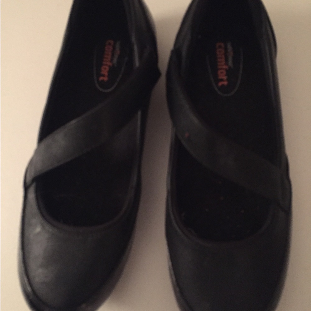 Cute Black Flats